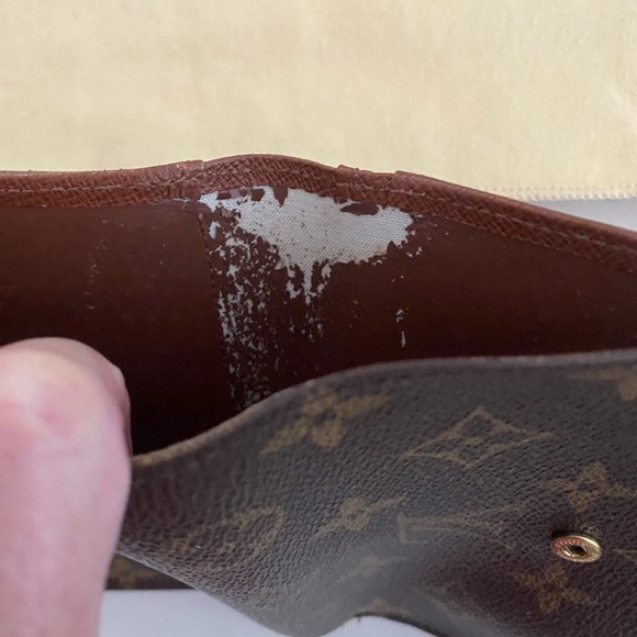 Authentic Louis Vuitton Monogram Kisslock Bifold Wallet w/COA - Picture 8 of 9